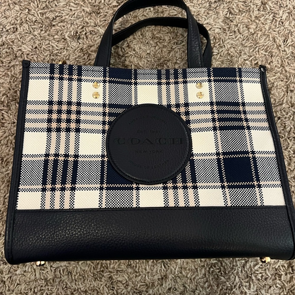 Coach, crossbody tote!